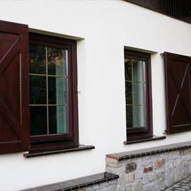 Fenstersohlbank und Sockelabdeckung